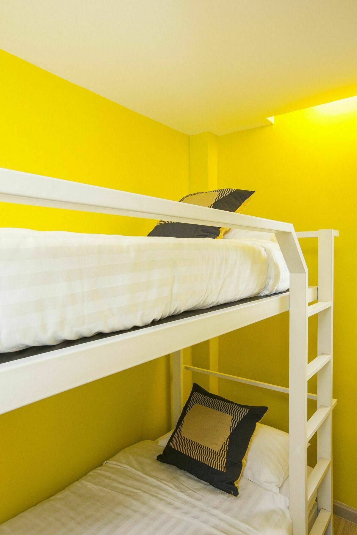 בנגקוק Gn Luxury Hostel מראה חיצוני תמונה